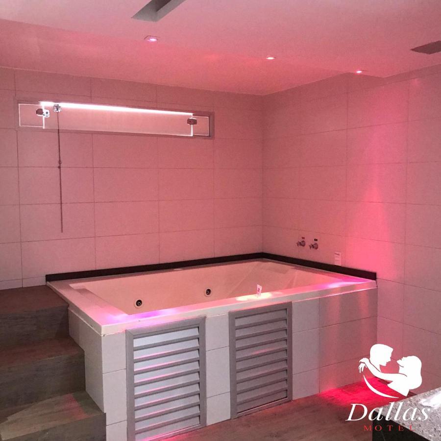 Dallas Motel Valparaiso de Goias Экстерьер фото